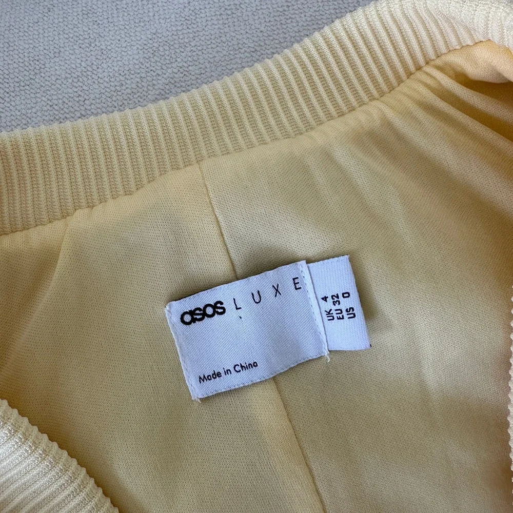 ASOS Yellow Textured Knit Vest - Picture 3 of 3